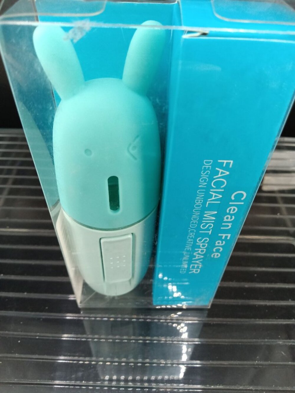 Clean Face Portable Facial Mist Sprayer USB Rechargeable Mint Green - Picture 2 of 6